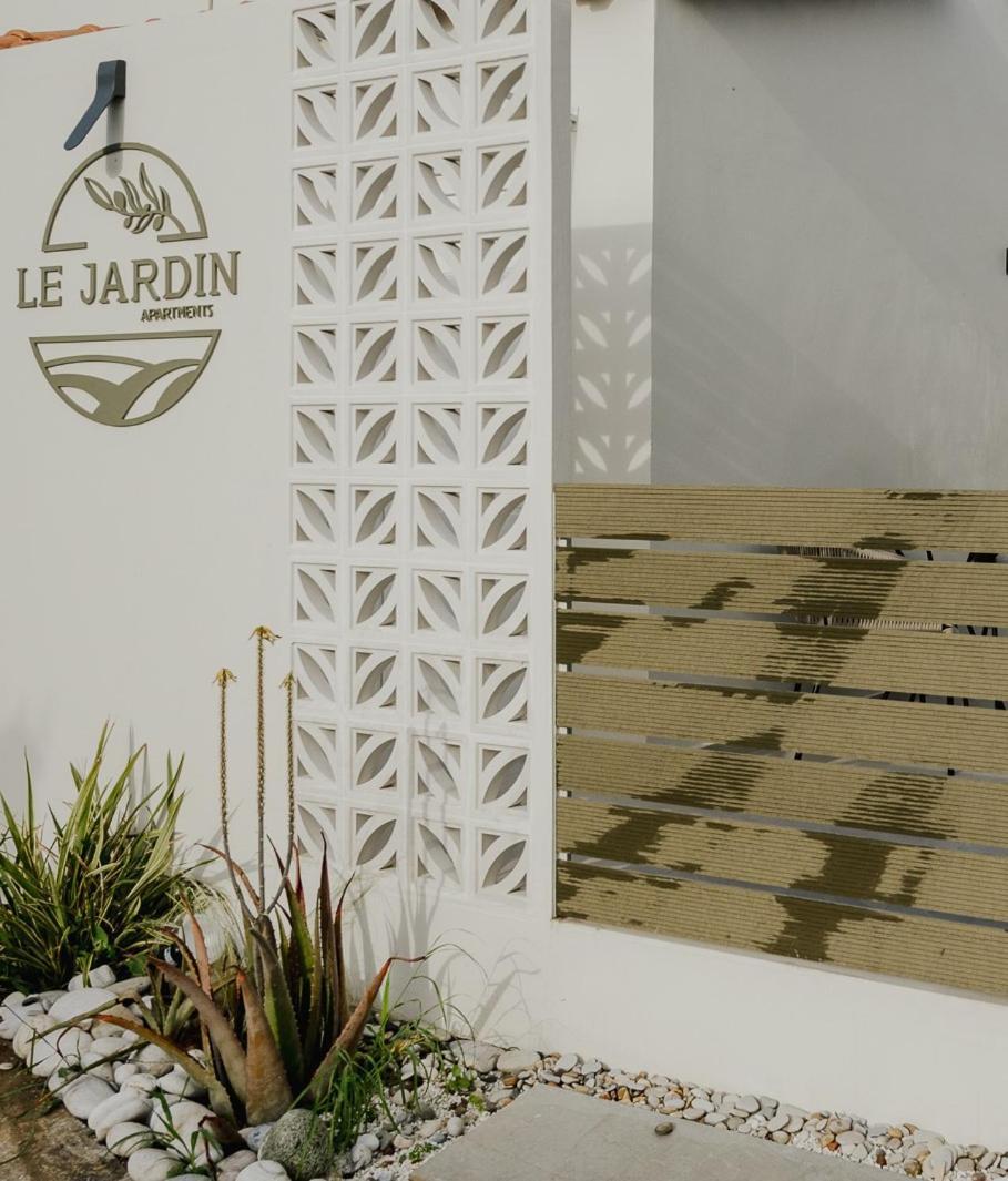 Le Jardin Apartments Kampos Marathokampou Esterno foto