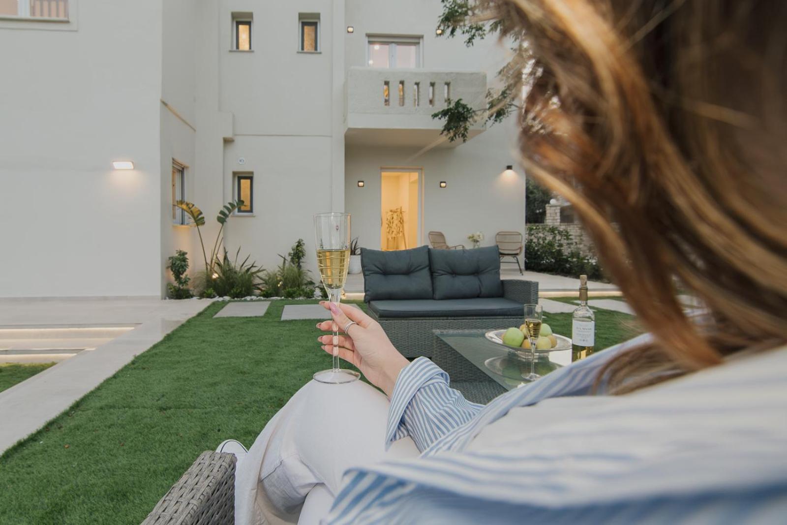 Le Jardin Apartments Kampos Marathokampou Esterno foto